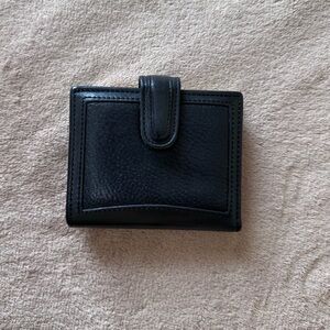 Vintage Coach Sheridan Compact Purse Wallet (4300) in Black